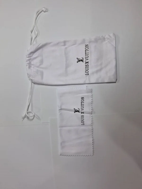 کیسه و دستمال نانو عینک لویی ویتون