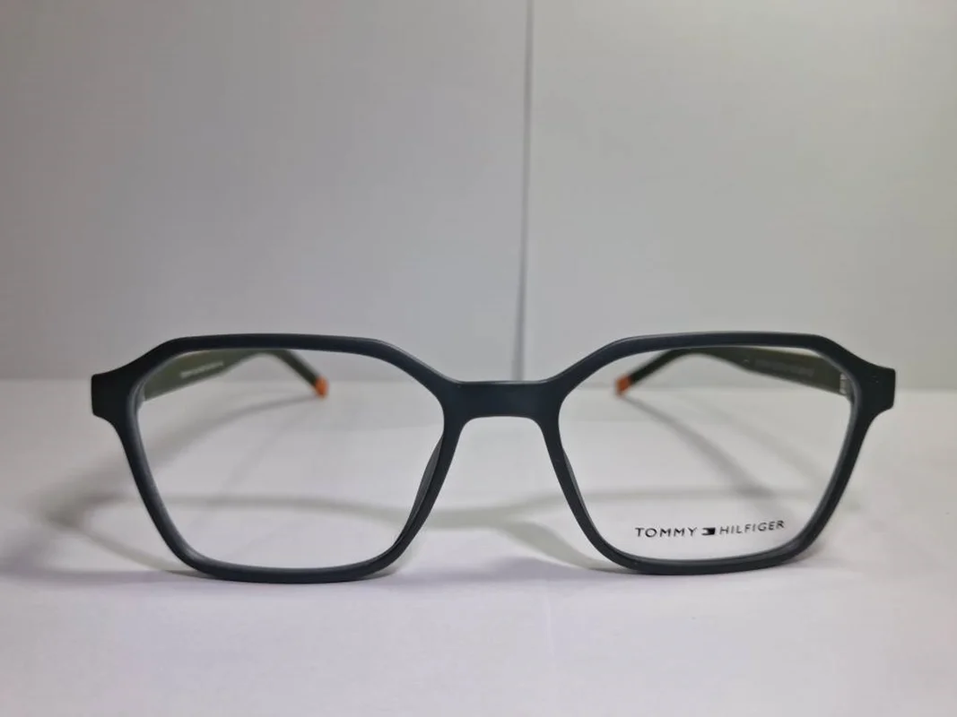 عینک طبی تامی مدل TH1949
